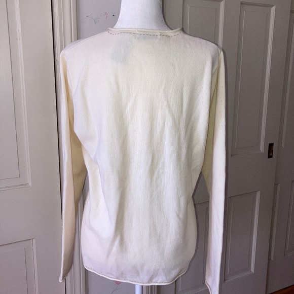 Cardigan with Large Flower Embellishment - Picture 5 of 9